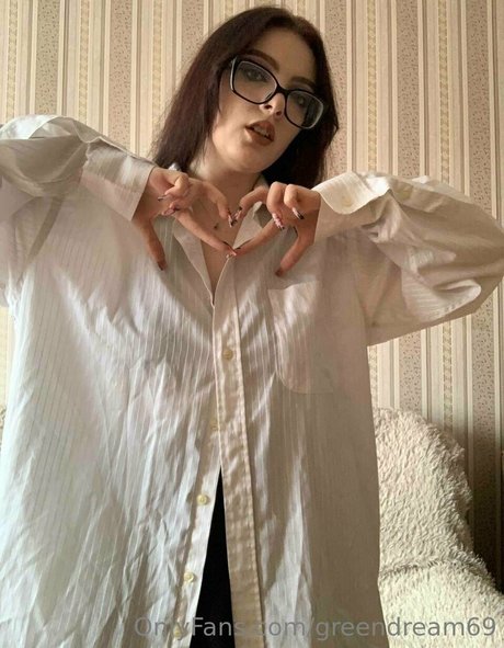 greendream69 hot star photo