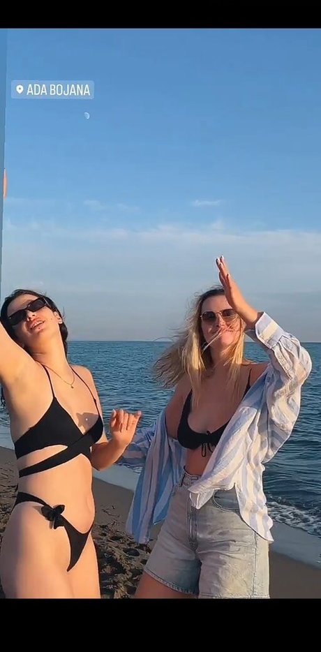 blonde wife onlyfans beautiful gallery