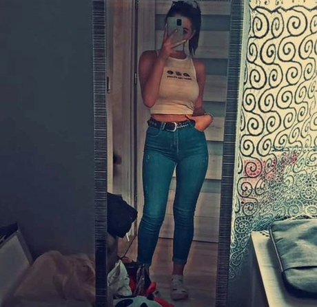 brunette ass onlyfans sexy nudes image