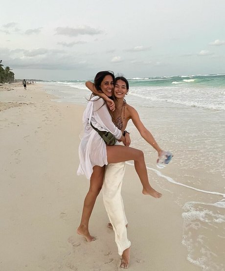 Anelia Moor star beautiful img