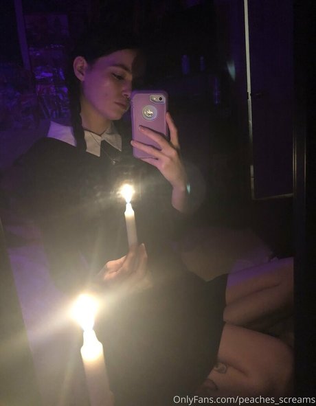 peacheyscreams porn model pics