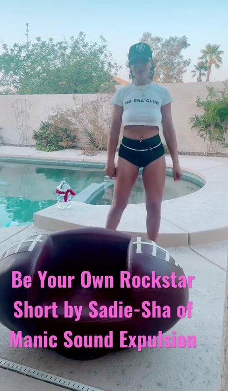 MzSadie high quality pornstar photos