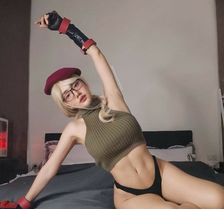 Poon Wrunya pornstar beautiful archive