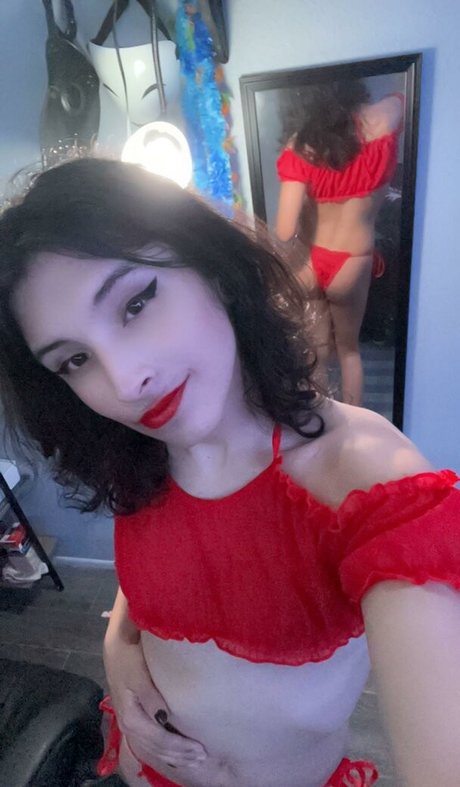 Whisperfem beautiful actress img