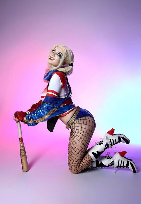 AGflower Cosplay adult actress pictures