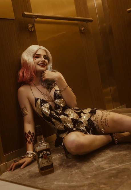 skinny blonde onlyfans art porn galleries