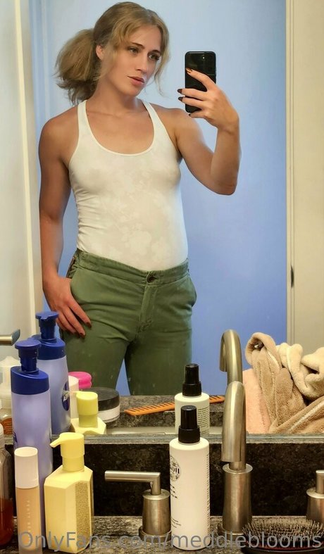 female fitness onlyfans pornographic pic