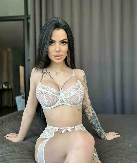 Sexy michelleee model hd image