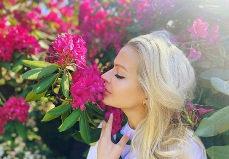 lactating onlyfans art nude pic