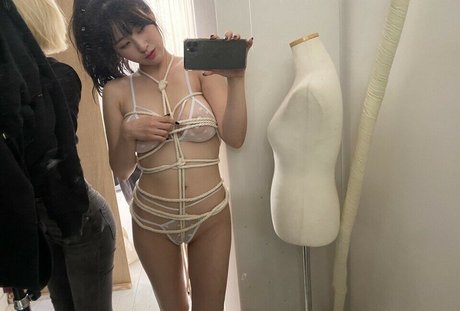 Woohyeon xxx actress img