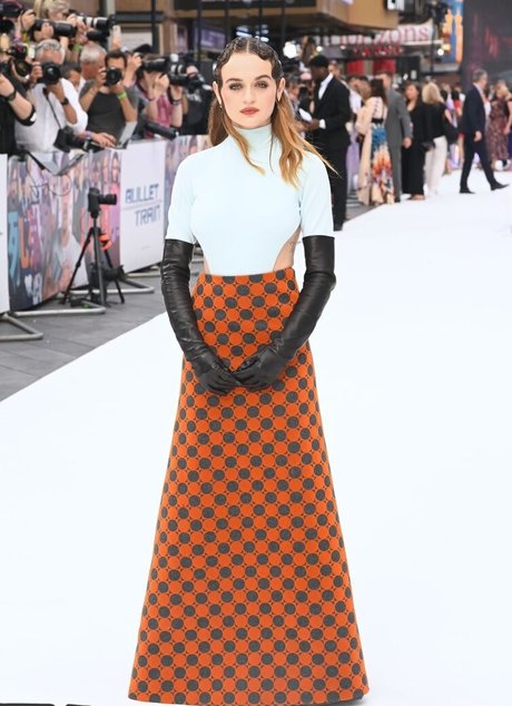 blonde onlyfans beautiful pic