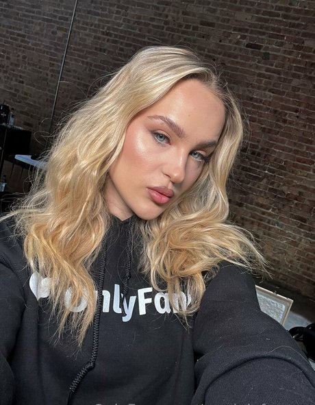 marielafemme nice star pictures