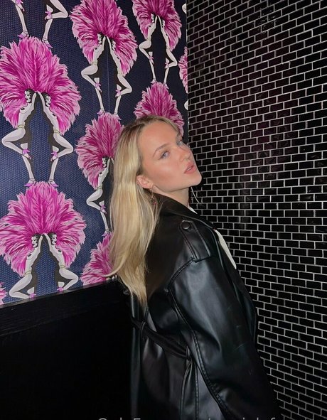 marielafemme high quality pornstar photos