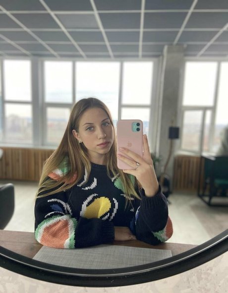 l hunnybunny l adult model galleries