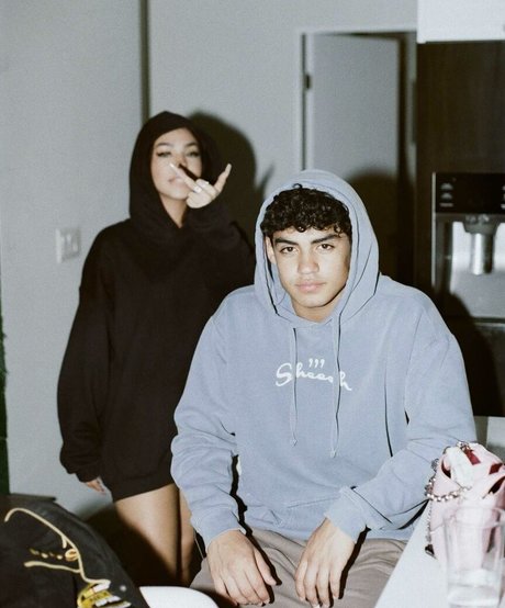 Dessxmx xxx pornstar archive