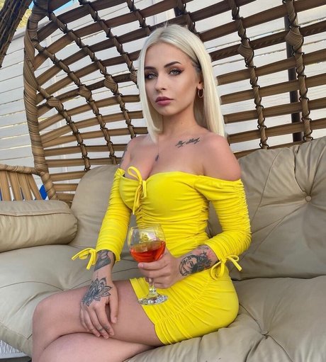 Elif Filyos star sex pictures