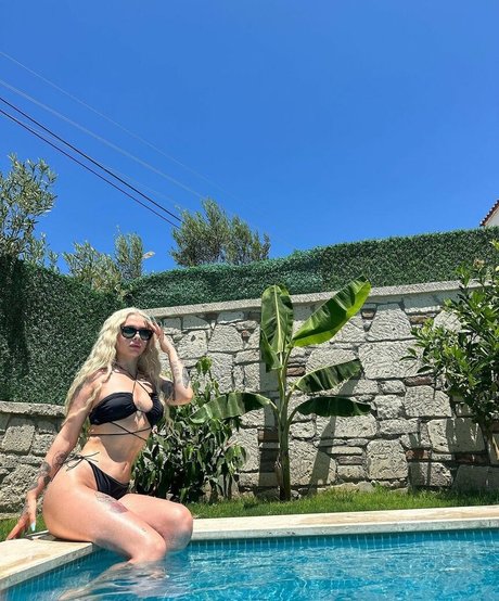 Elif Filyos sexy model pictures