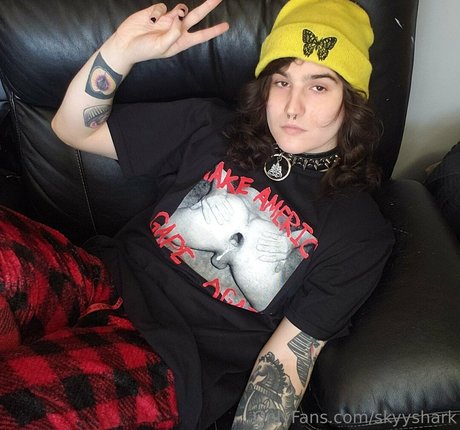 skyyshark best star pictures