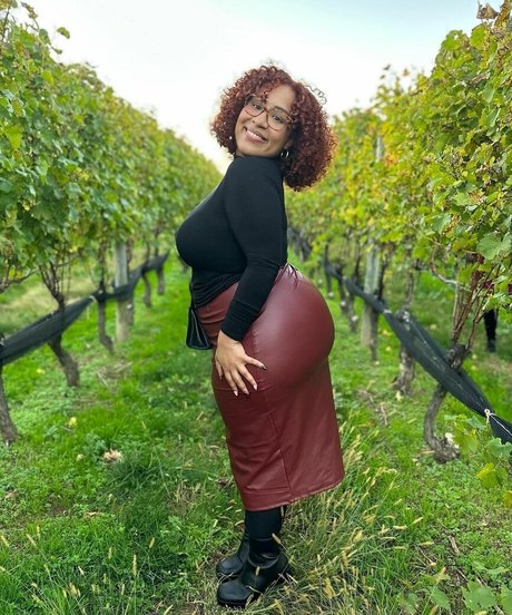 Kathrynn Marie erotic actress pictures