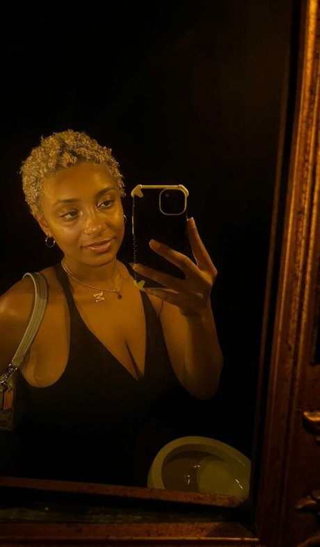 athletic blonde onlyfans free nude picture