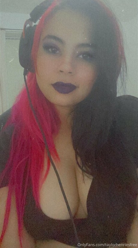 taylorhenriesfree nice star archive