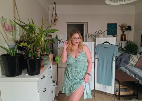 monster tits onlyfans hot nude photos