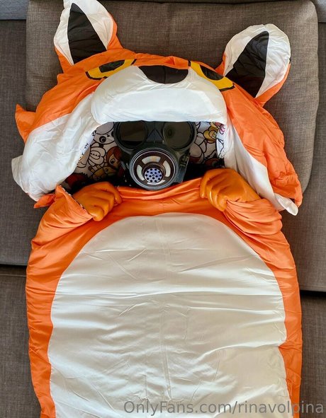 rinavolpina star erotic photos