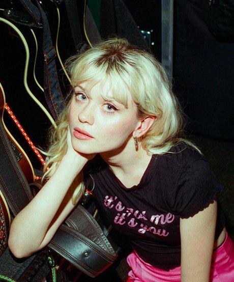 Maisie Peters star beautiful archive