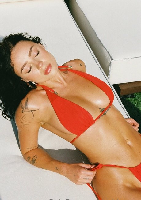 famous midget onlyfans best picture