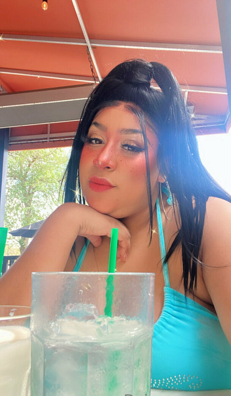 inside onlyfans porn pic