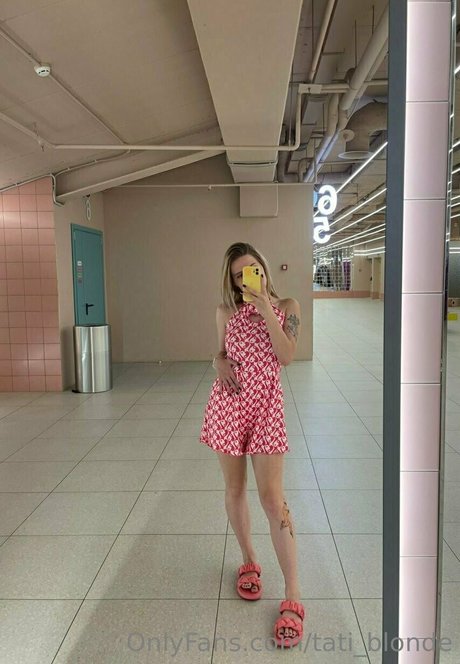 tati blonde top pornstar photo