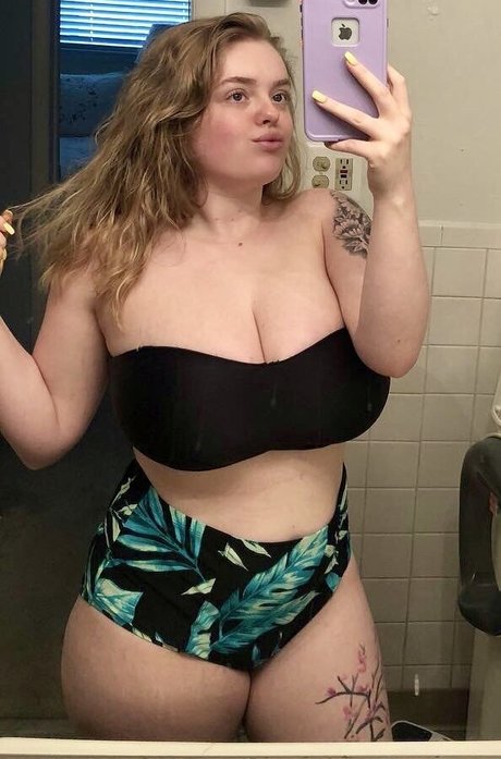 redhead nude onlyfans naked galleries