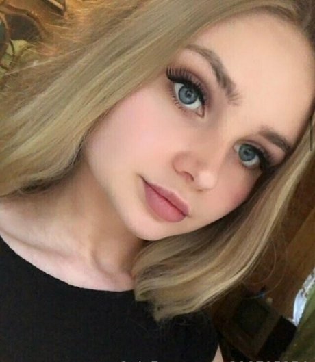 violetcherryy Profile