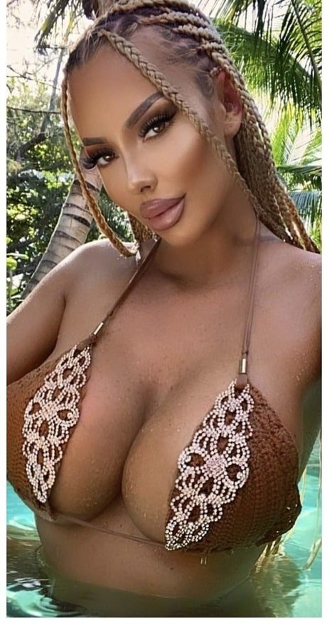 Courtney Taylor exclusive pornstar gallery