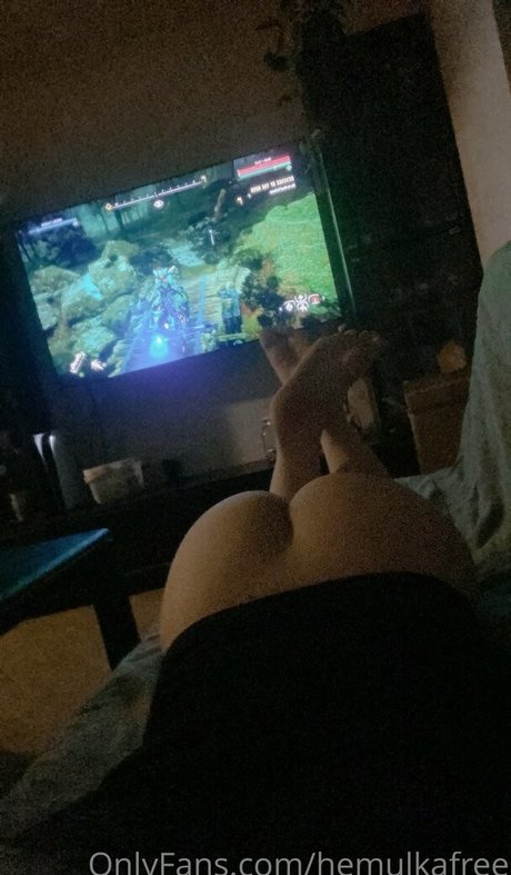 thigh onlyfans exclusive image