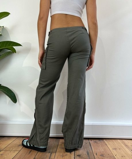 brunette petite onlyfans beautiful xxx picture