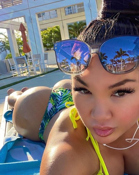 shemale creampie onlyfans pornos images