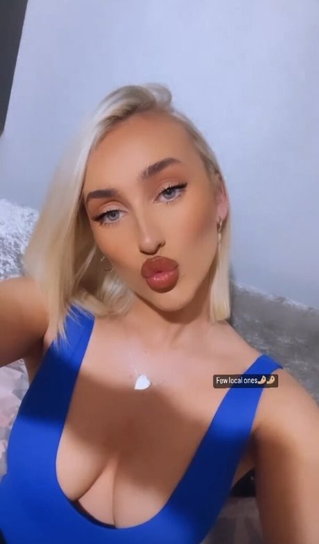 Lauren Day model galleries