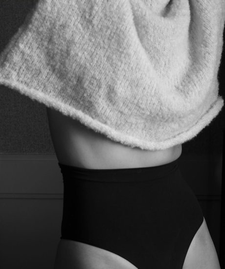 famous midget onlyfans sexy nude picture