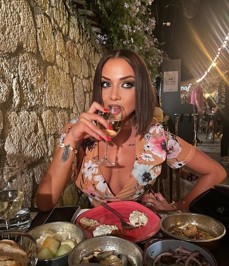 old young lesbian onlyfans hot nude img