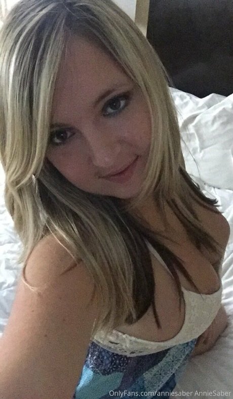 Candykissxo free actress photos