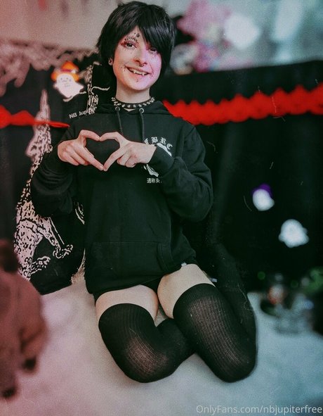 enbyjupiterfree free actress photo