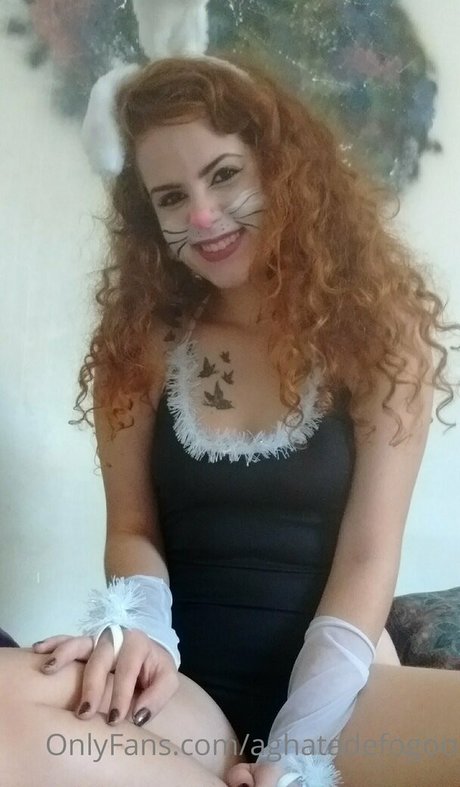 aghatadefogoo star naked images