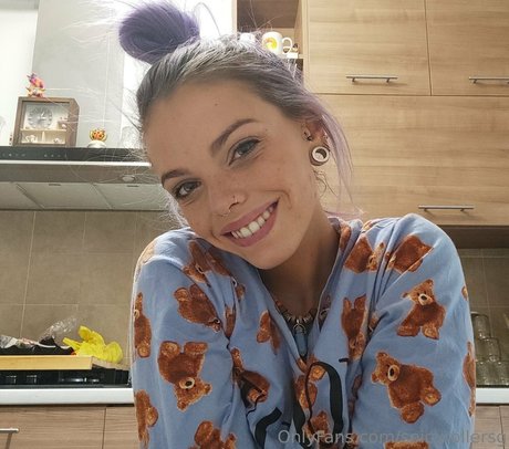 spicyrollersg pornstar adult archive