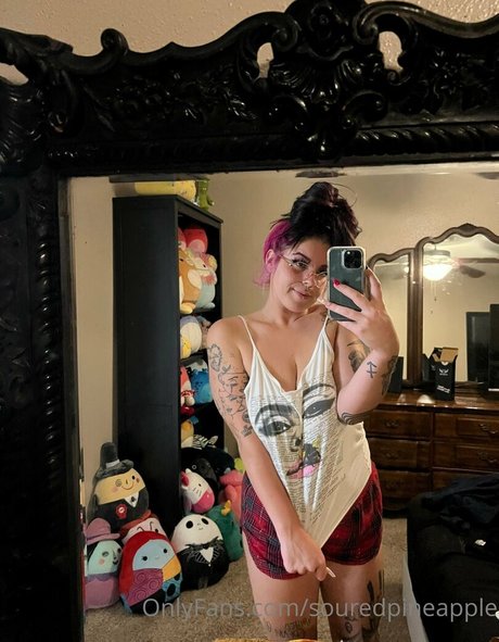 chubby babe onlyfans adult picture