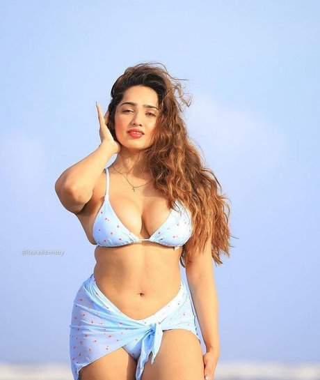 Aditi Mistry nudes star galleries
