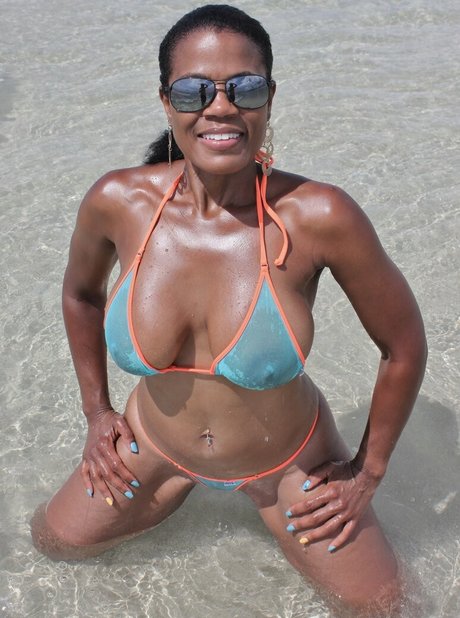 Raven Swallowz high quality pornstar picture