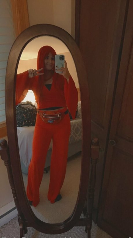 dreamweaver1996 naked actress picture