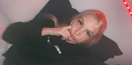 Amyrosebutt hot pornstar pictures