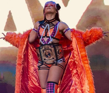 Jaime Hayter star beautiful pics